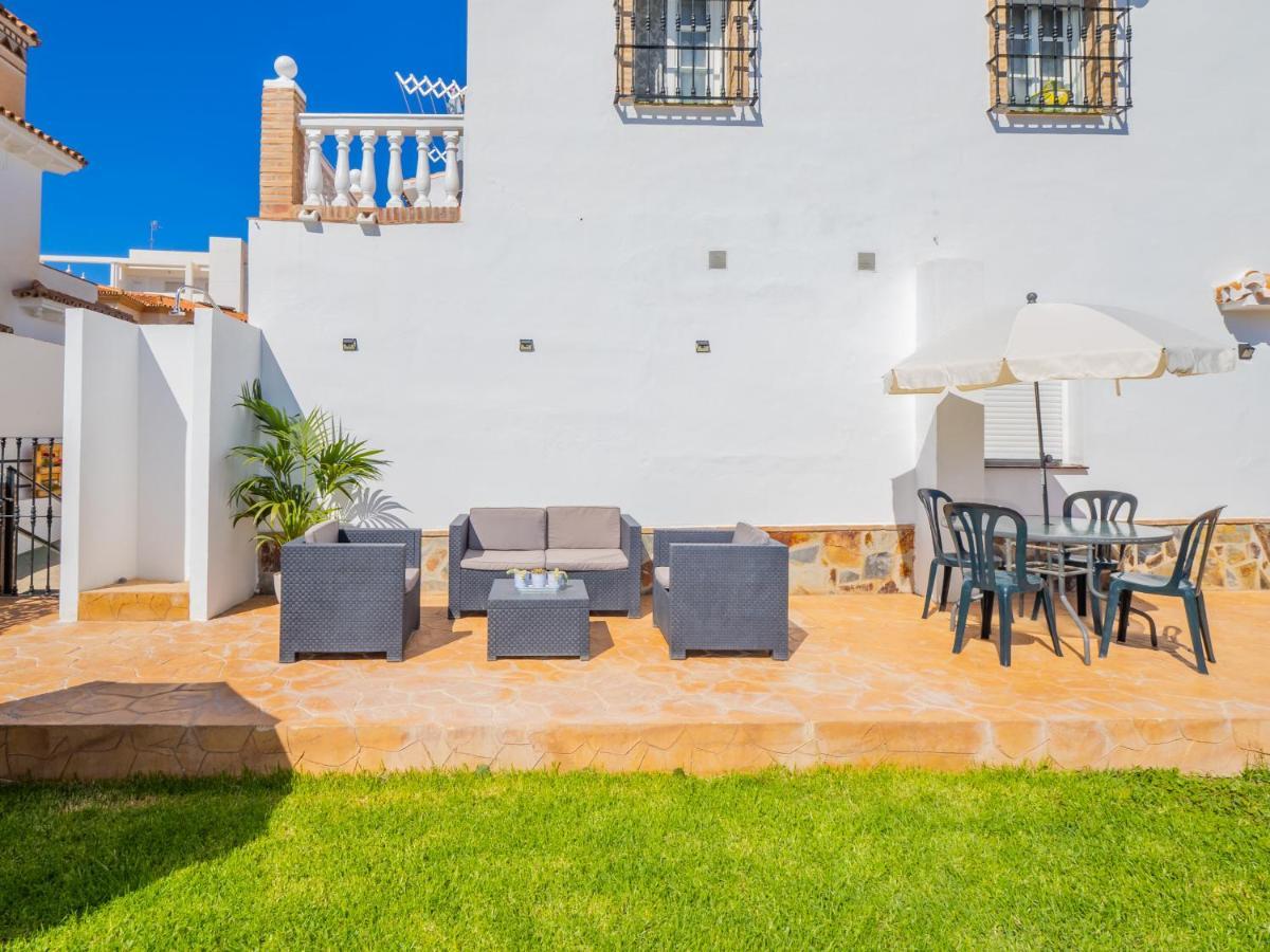 Cubo'S Hostal William'S Sunny 5 With Breakfast Torre de Benagalbon Exterior photo