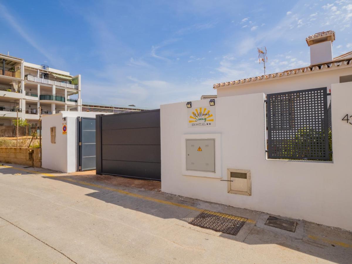 Cubo'S Hostal William'S Sunny 5 With Breakfast Torre de Benagalbon Exterior photo