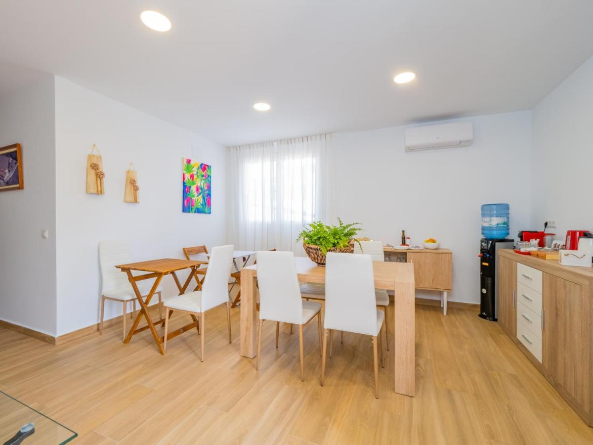 Cubo'S Hostal William'S Sunny 5 With Breakfast Torre de Benagalbon Exterior photo