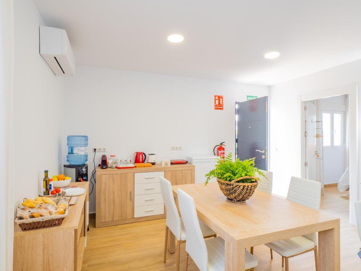 Cubo'S Hostal William'S Sunny 5 With Breakfast Torre de Benagalbon Exterior photo