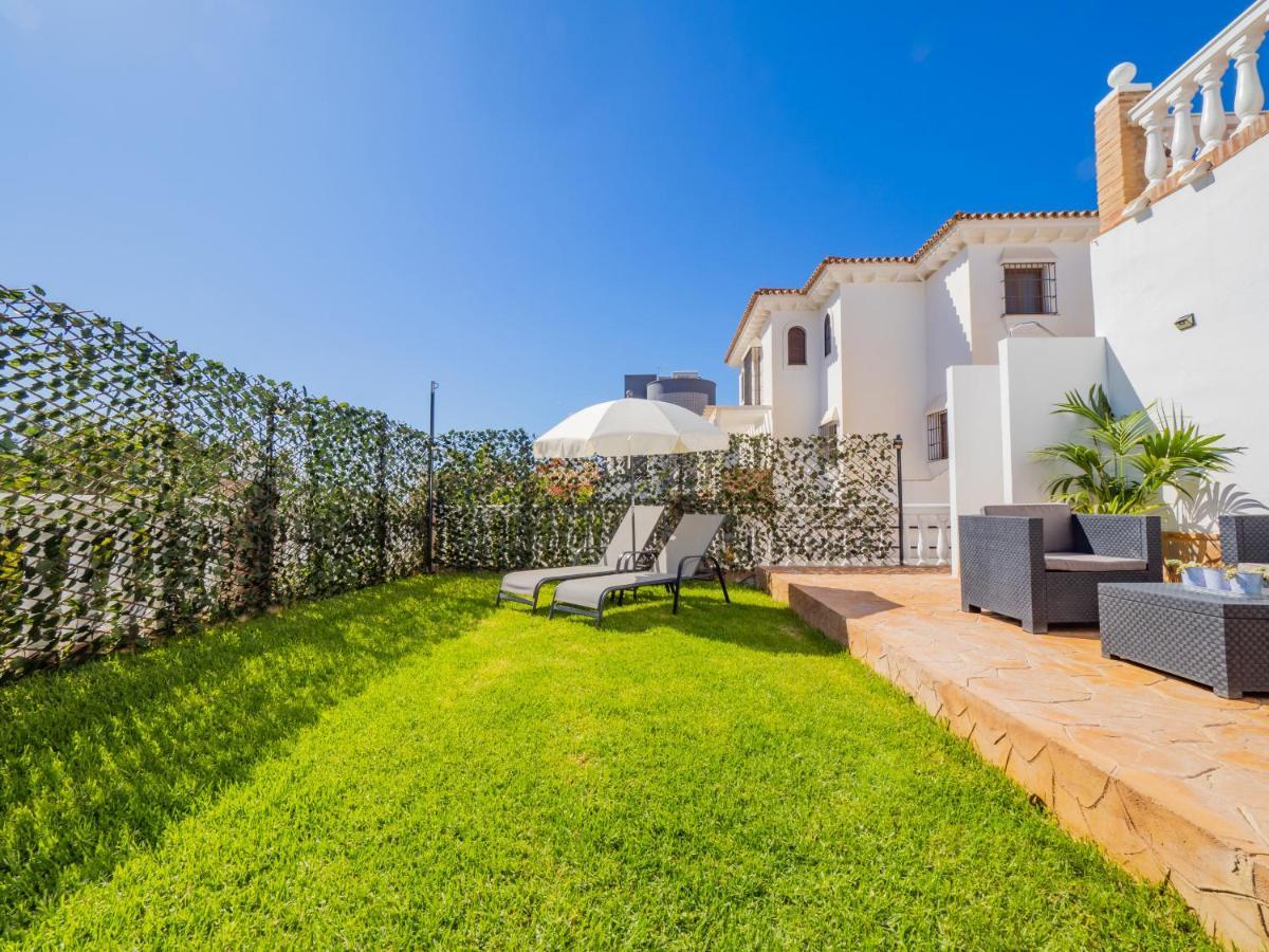 Cubo'S Hostal William'S Sunny 5 With Breakfast Torre de Benagalbon Exterior photo