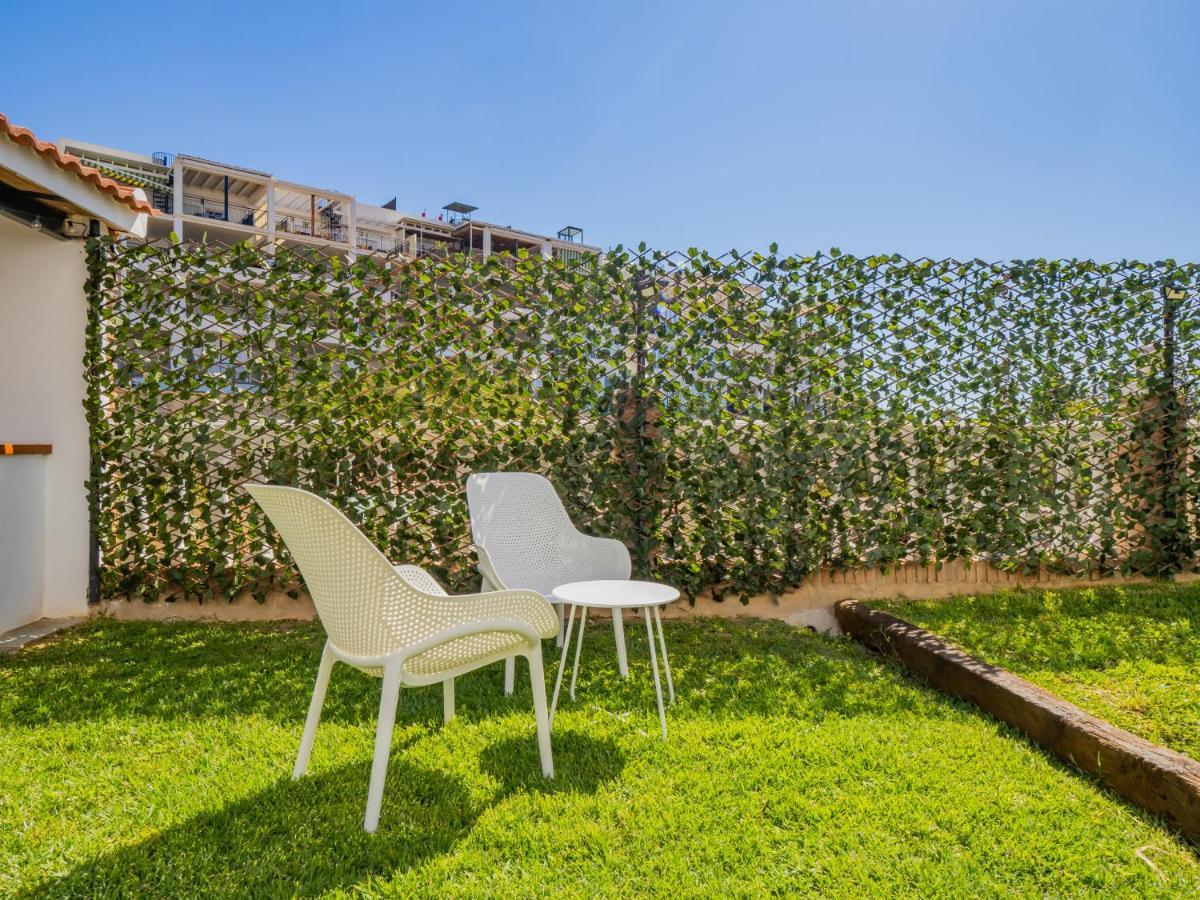 Cubo'S Hostal William'S Sunny 5 With Breakfast Torre de Benagalbon Exterior photo